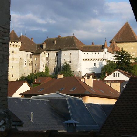 אנסי Au Calme En Vieille Ville - Proche Lac - Ambiance Esprit Brocante מראה חיצוני תמונה
